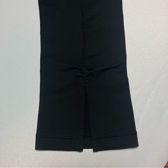 Lululemon Gather & Crow Crop II Capri Leggings in Black - Picture 7 of 8